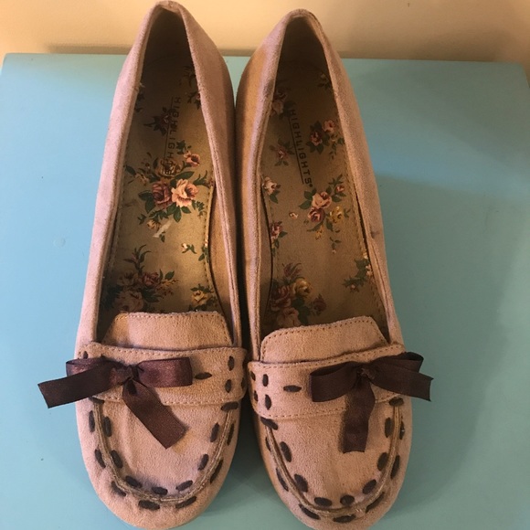 Shoes - Highlights Khaki wedges